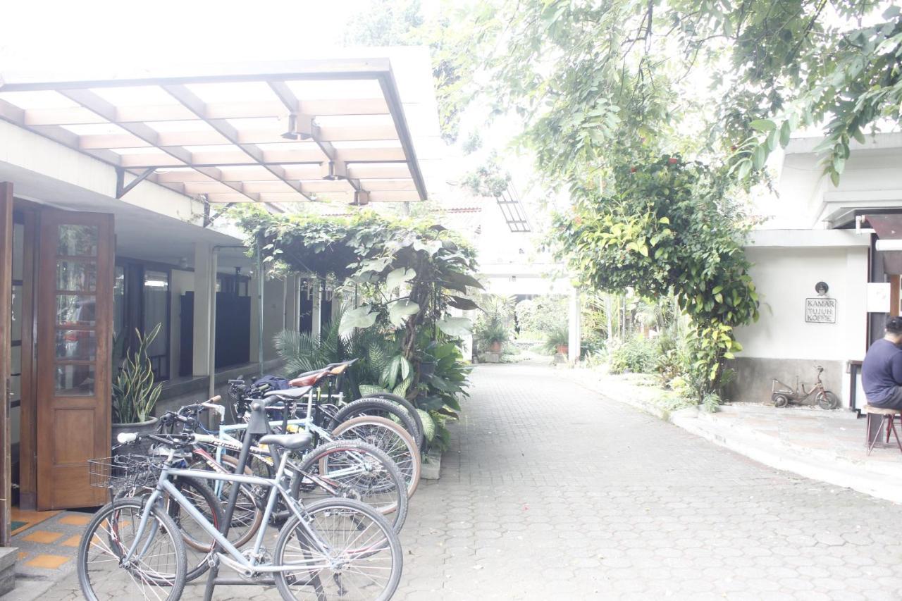 Hotel Bumi Asih Gedung Sate Бандунг Екстер'єр фото