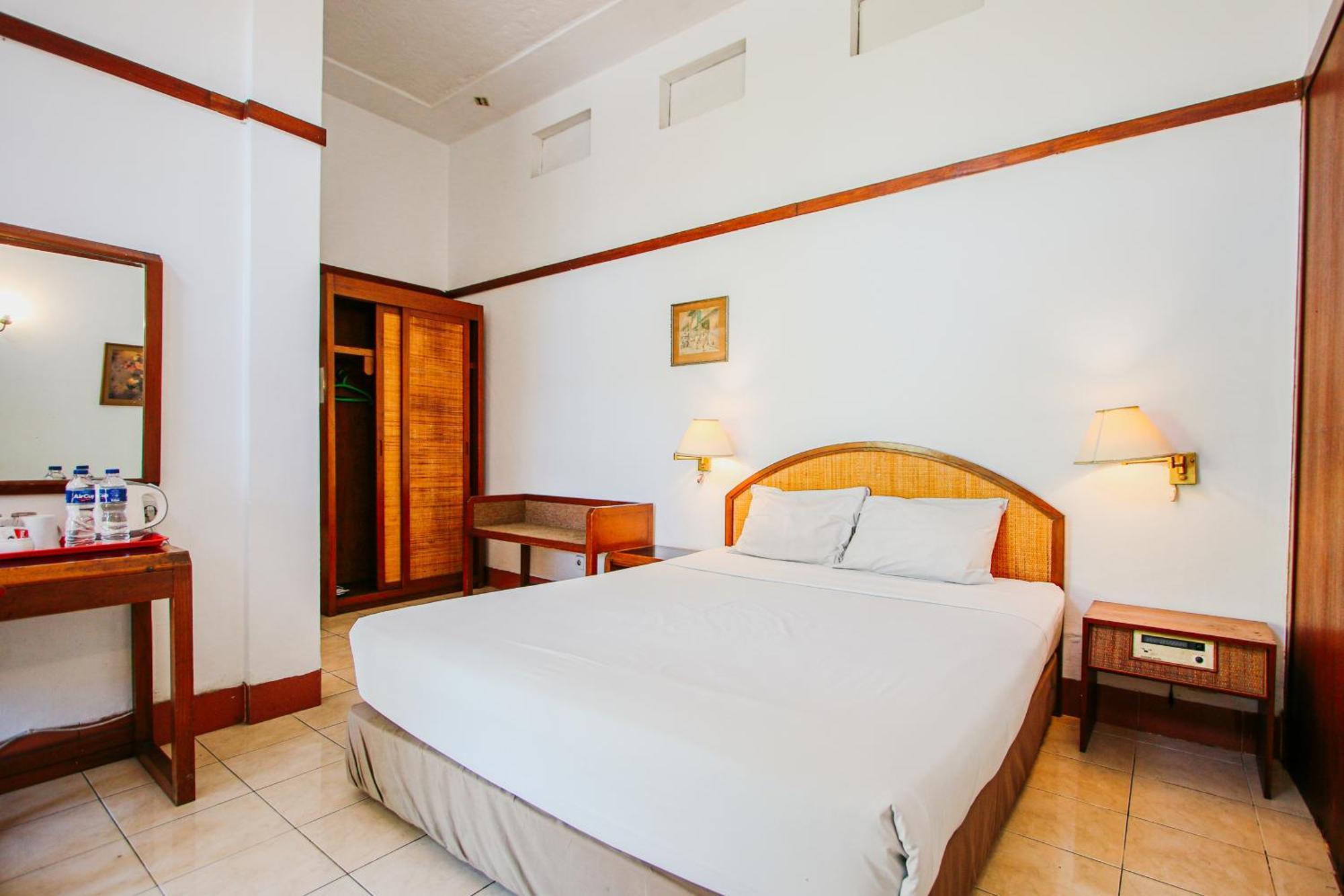 Hotel Bumi Asih Gedung Sate Бандунг Екстер'єр фото