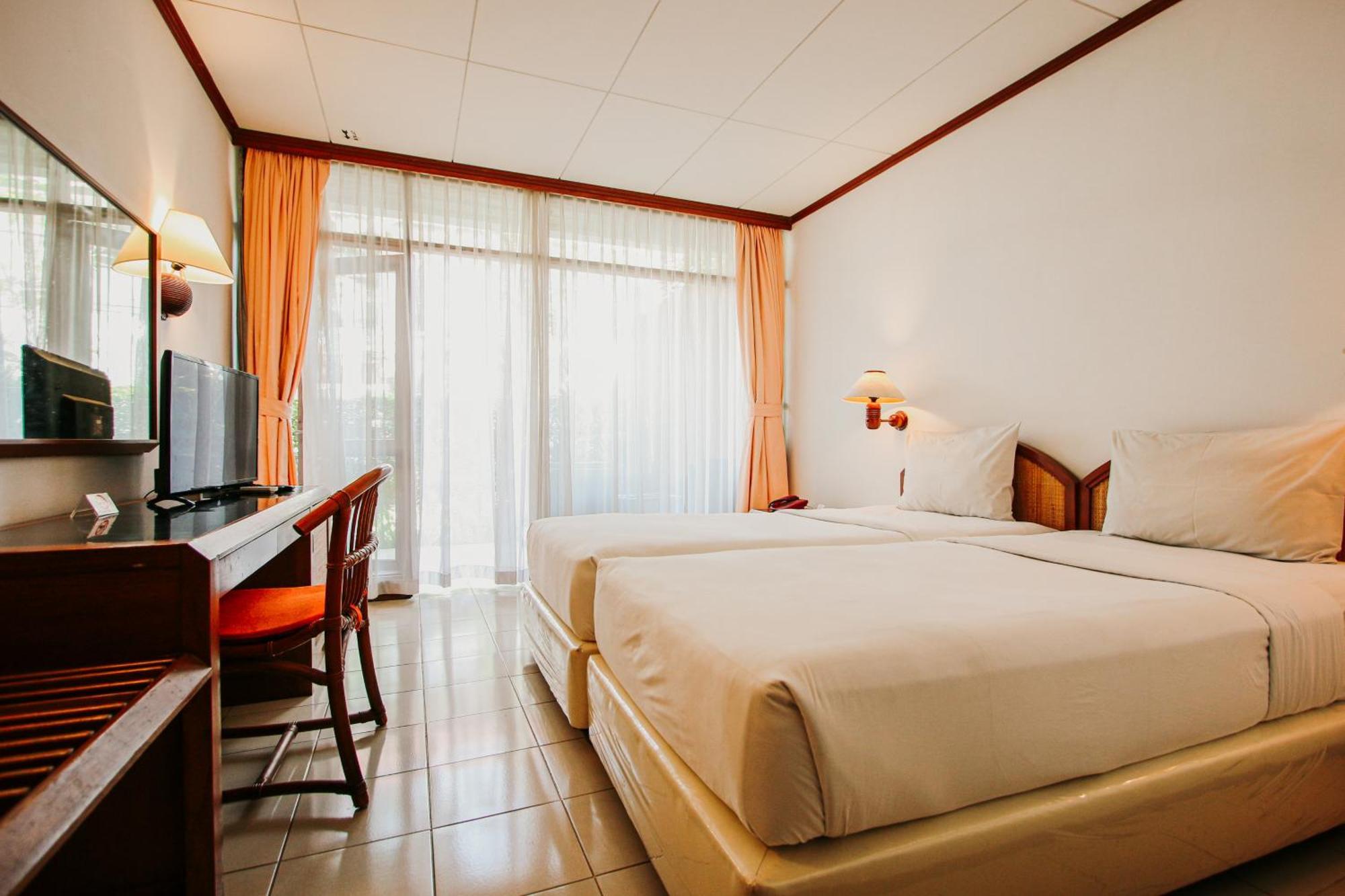 Hotel Bumi Asih Gedung Sate Бандунг Екстер'єр фото