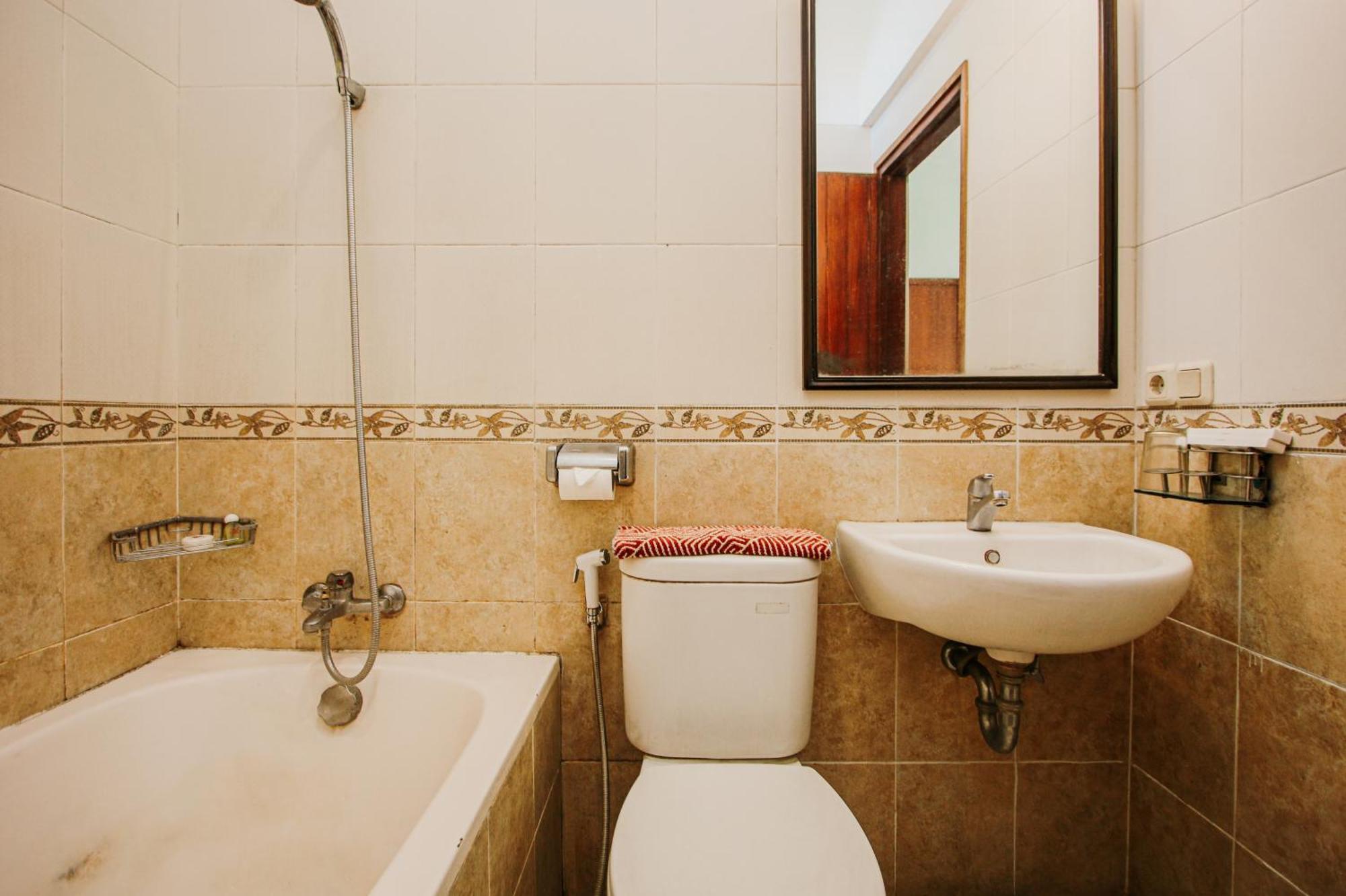 Hotel Bumi Asih Gedung Sate Бандунг Екстер'єр фото