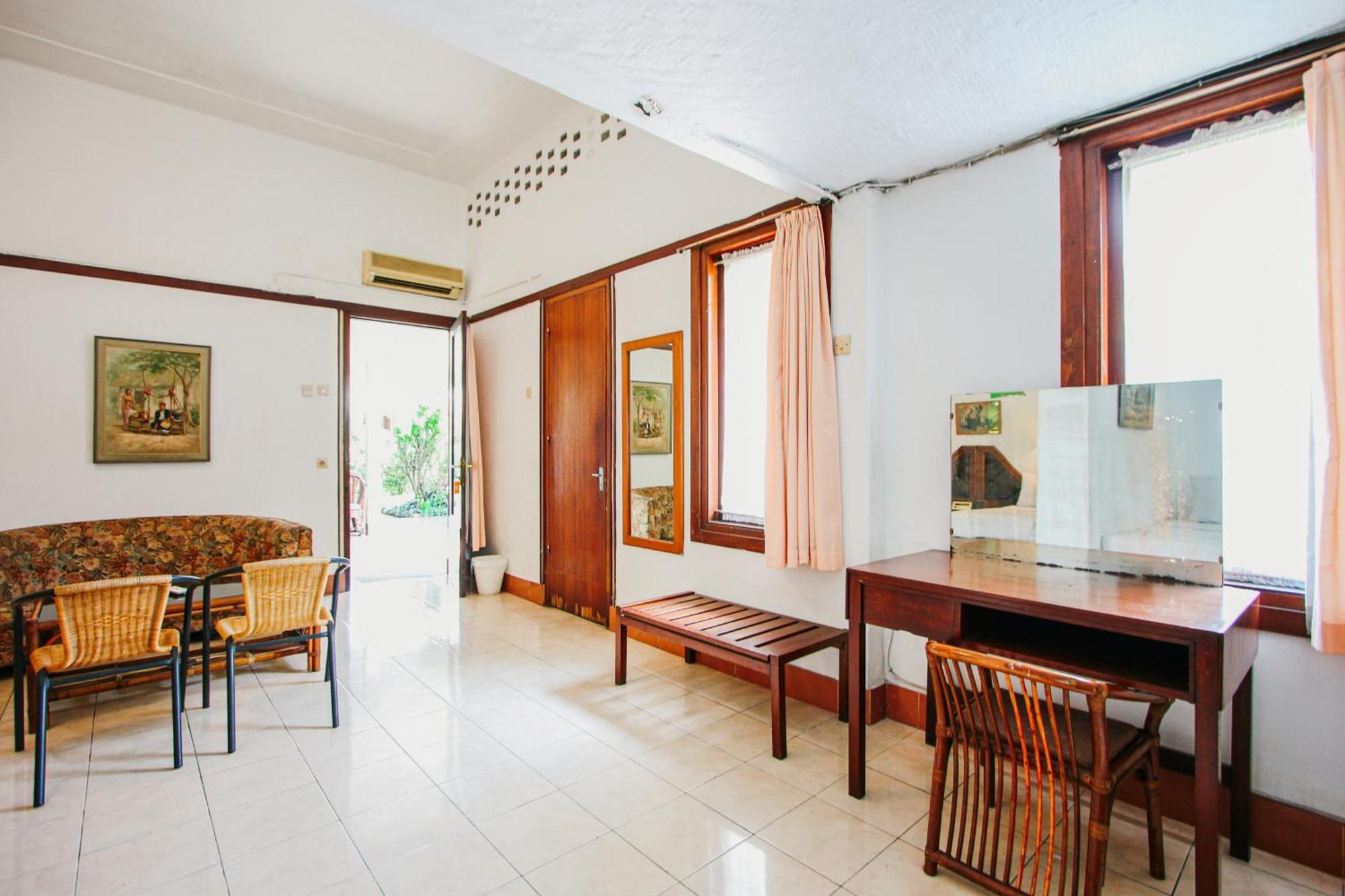 Hotel Bumi Asih Gedung Sate Бандунг Екстер'єр фото