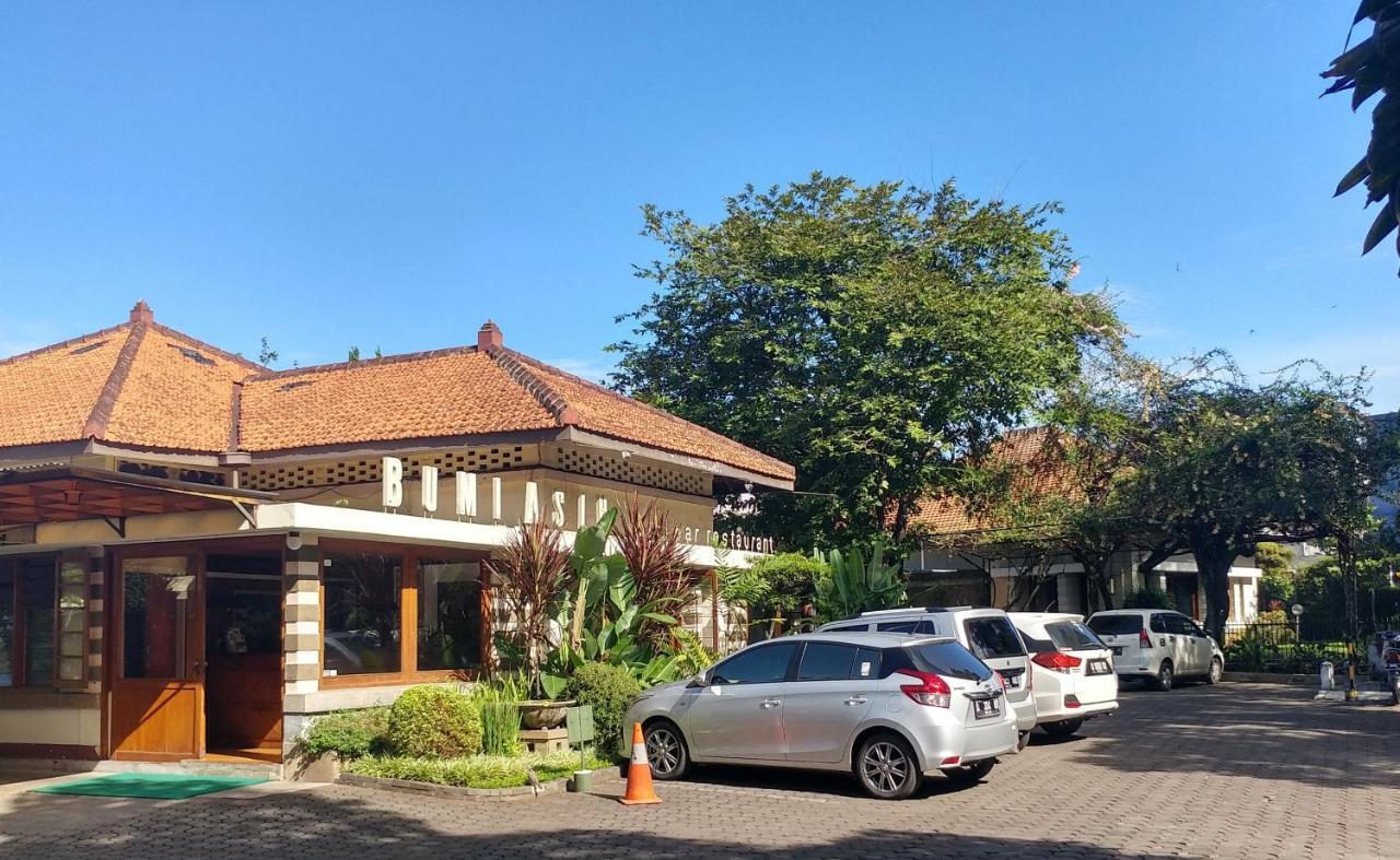 Hotel Bumi Asih Gedung Sate Бандунг Екстер'єр фото