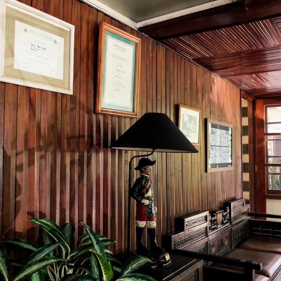 Hotel Bumi Asih Gedung Sate Бандунг Екстер'єр фото